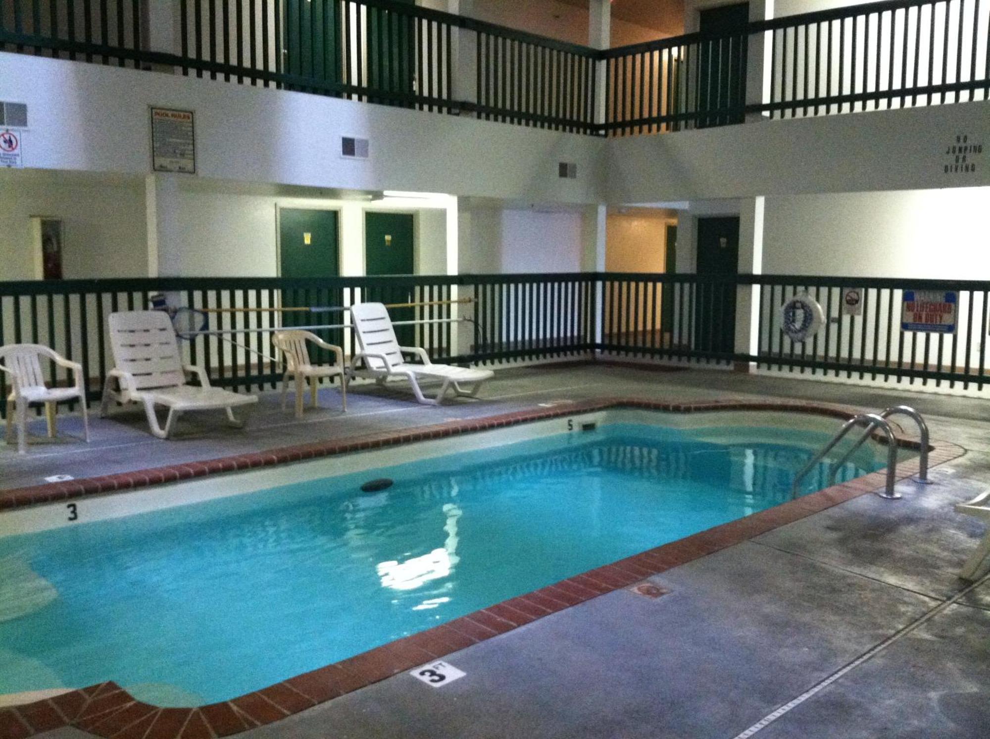 Budget Inn Wentzville Eksteriør billede