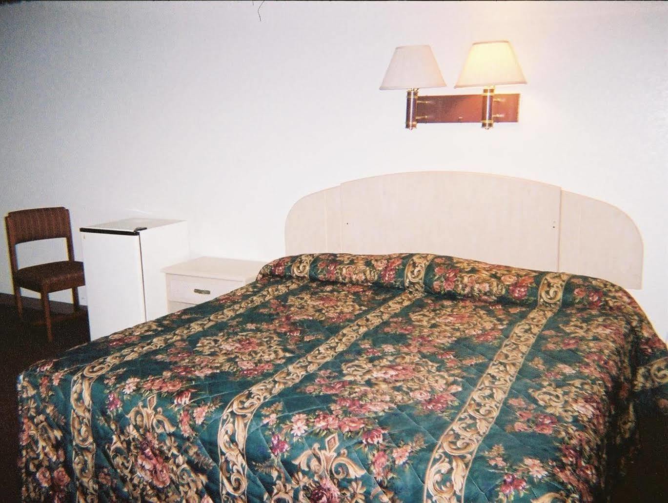 Budget Inn Wentzville Eksteriør billede