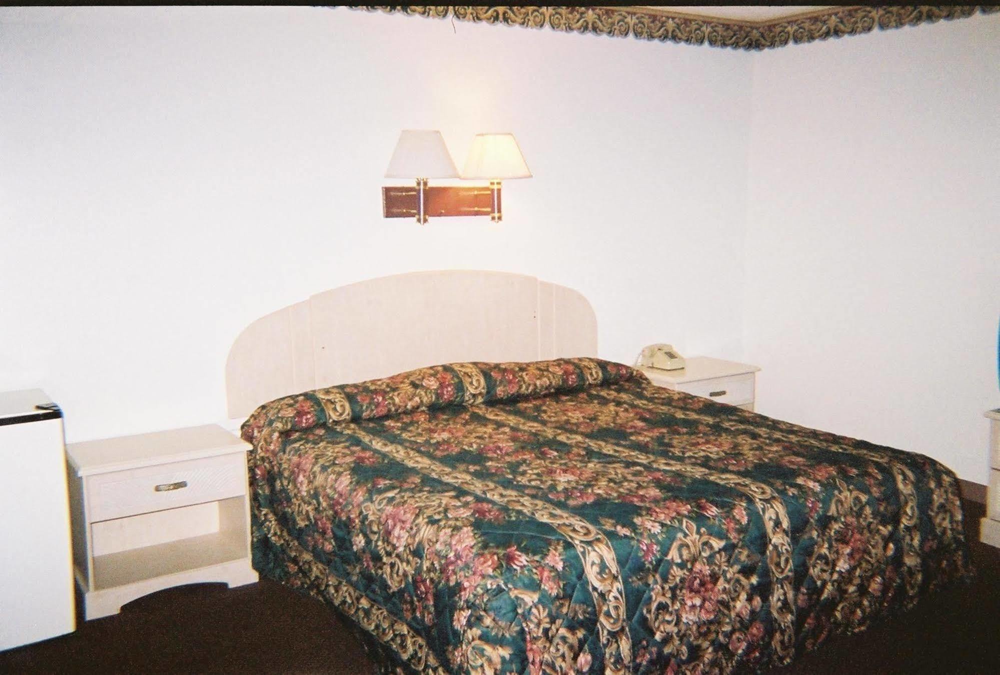 Budget Inn Wentzville Eksteriør billede